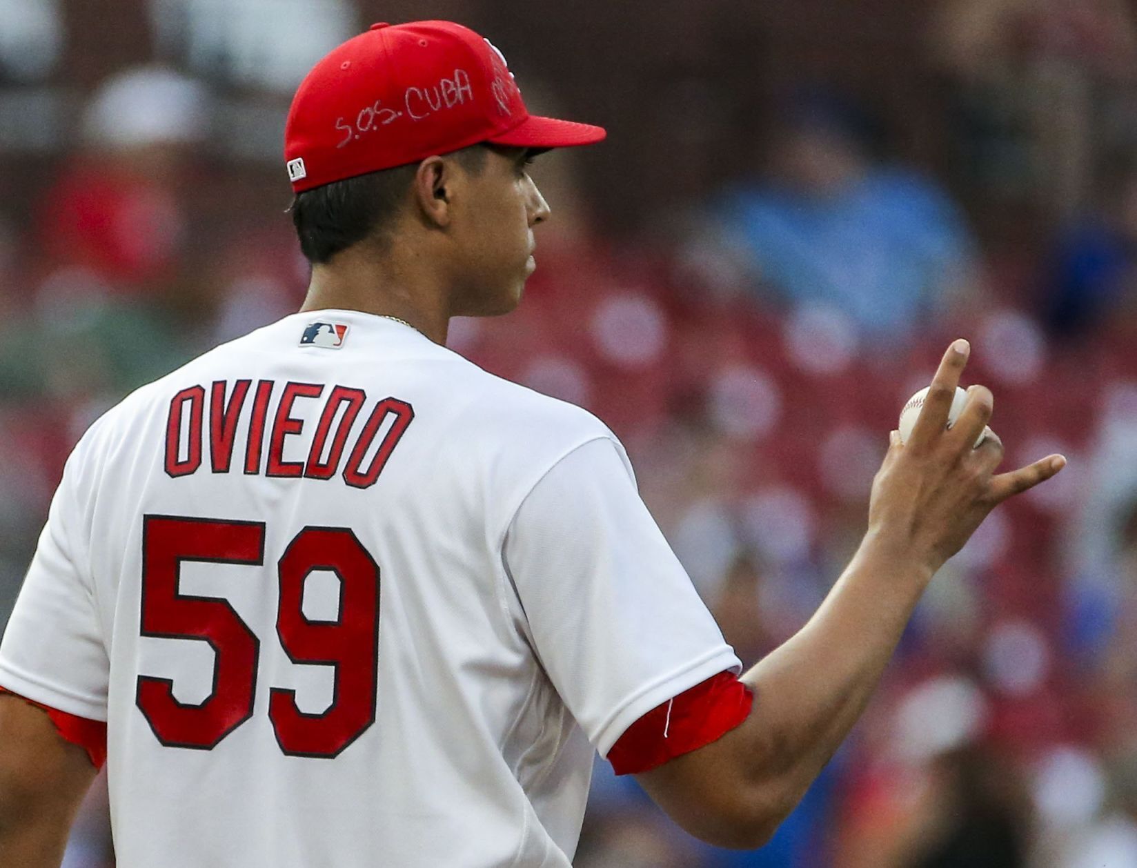 Cardinals continue series against Cubs